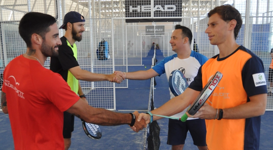 bonos para clases de pádel a domicilio de Gurú del pádel